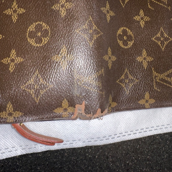 Louis Vuitton wallet - Picture 8 of 10